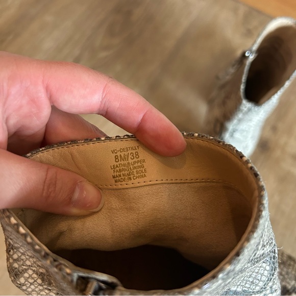 Vince Camuto booties - Picture 4 of 4